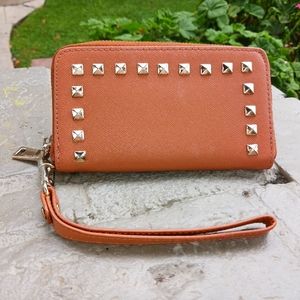 Womens wristlet Tan
